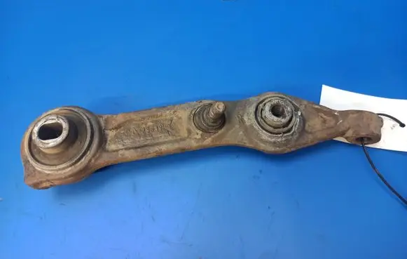 Mercedes-Benz E W211 Front lower control arm/wishbone
