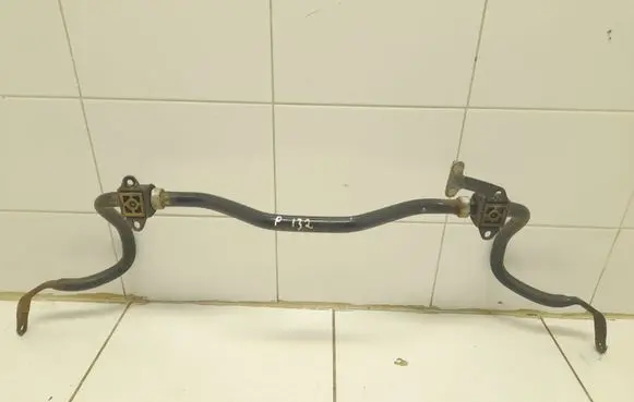 Toyota Avensis T250 Front anti-roll bar/sway bar
