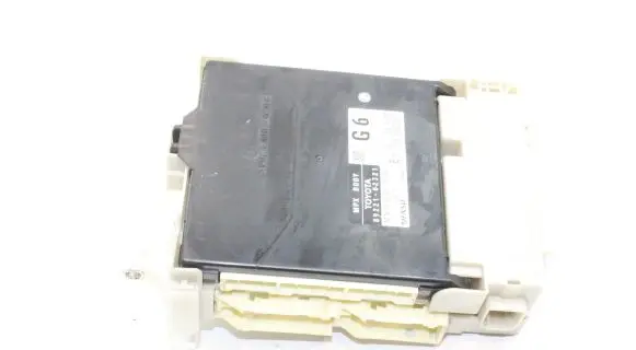 Toyota Auris 150 Central body control module 8922102321