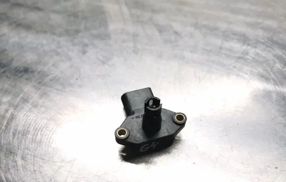 Volkswagen Golf IV Air pressure sensor 036906051