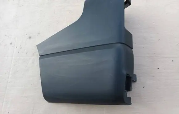 Renault Trafic III (X82) Rear bumper corner part panel trim