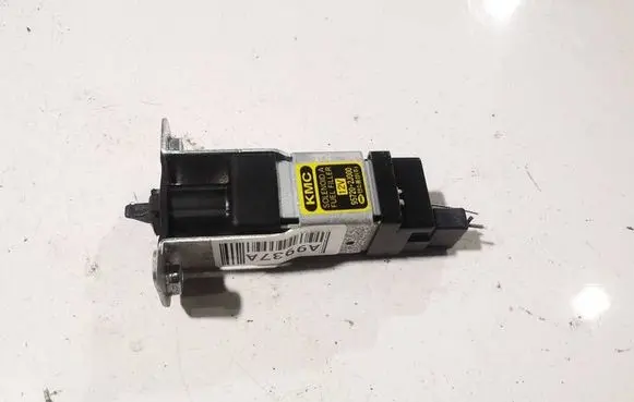 KIA Sorento Central locking motor 957202J000