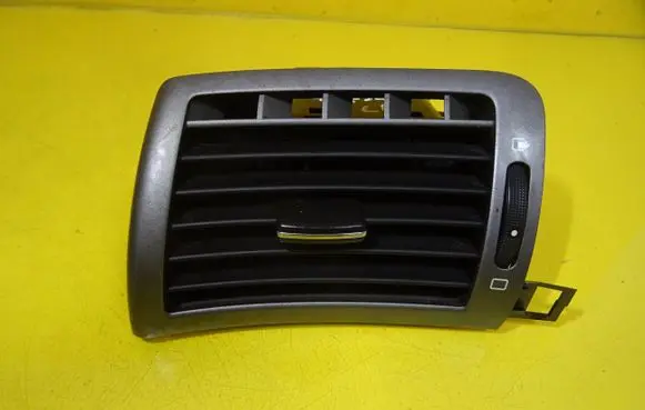 Peugeot 407 Dashboard side air vent grill/cover trim 9644589577