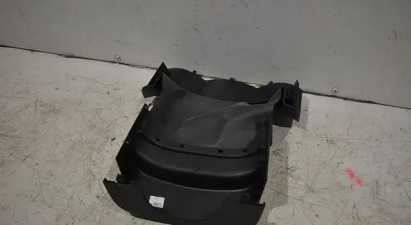 Ford Focus Steering wheel column trim BM513530
