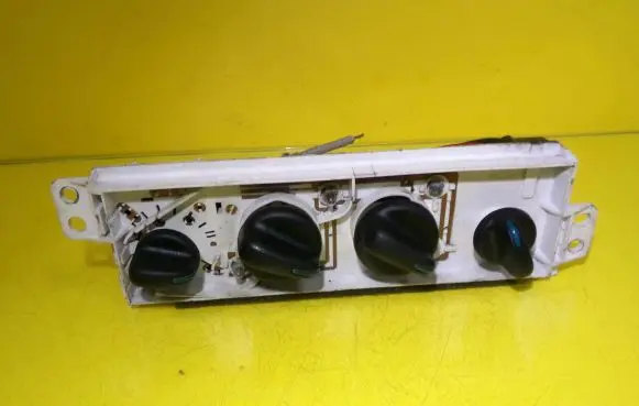 Chrysler Neon II Climate control unit 04885338AA