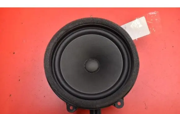 Volvo S90, V90 Subwoofer speaker 31350425