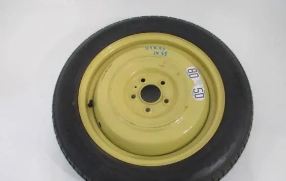Mitsubishi Outlander R17 spare wheel 