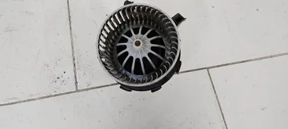 Audi A5 Sportback 8TA Heater fan/blower U0852003