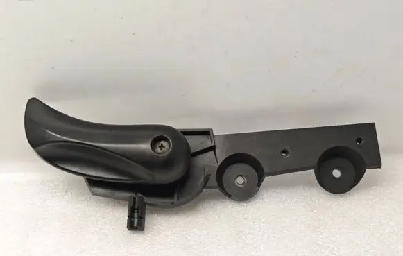BMW 5 E60 E61 Engine bonnet (hood) release handle 7008933 7052579