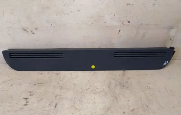 Volkswagen Golf Plus Other trunk/boot trim element 5M0868077