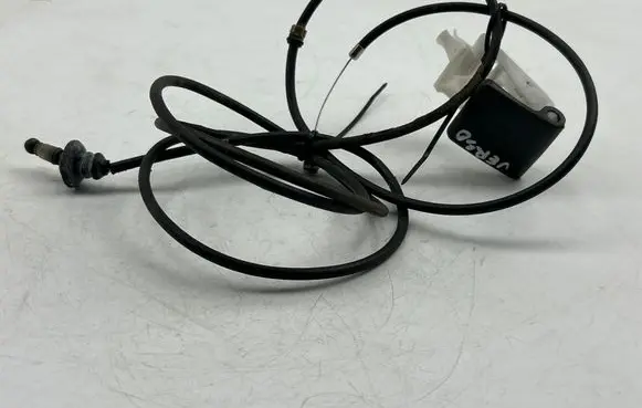 Toyota Verso Engine bonnet (hood) release handle