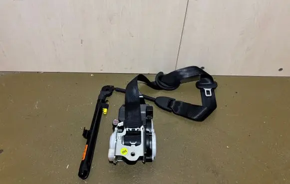 Skoda Kodiaq II Front seatbelt 57H857705A