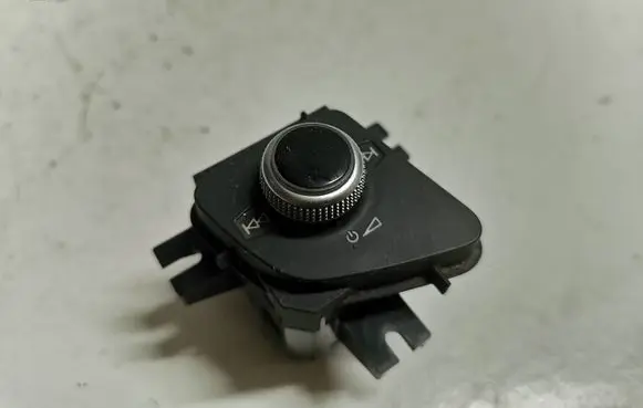 Audi Q7 4M Sound control switch 4M2919616B