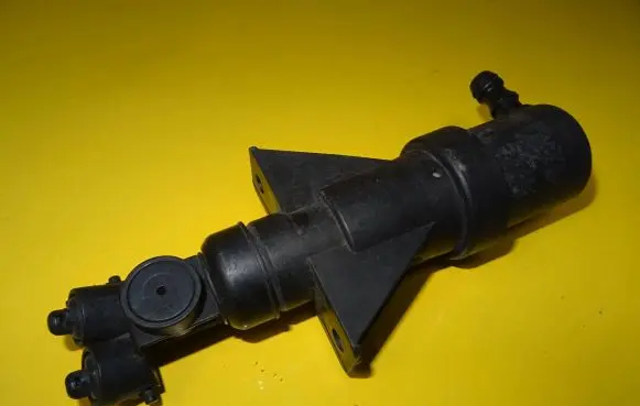 Audi A4 S4 B5 8D Headlight washer spray nozzle