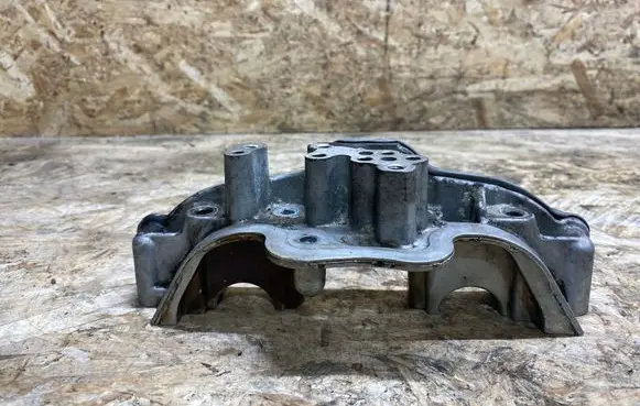 Nissan 350Z Other cylinder head part 