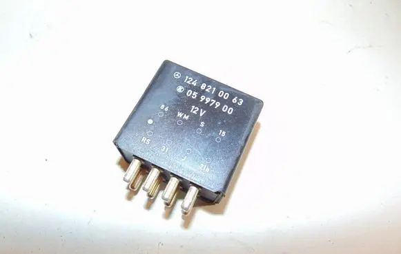 Mercedes-Benz E W124 Window wiper relay A1248210063 05997900