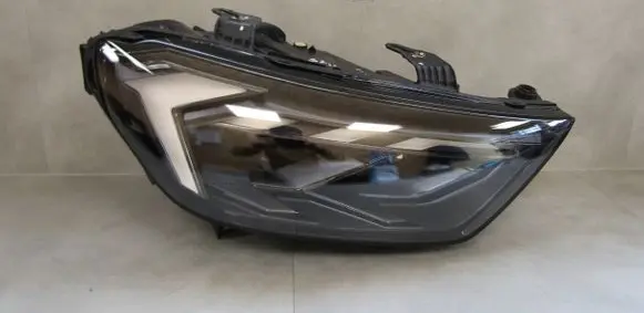 Audi A1 Headlight/headlamp 82A941034F 90171441