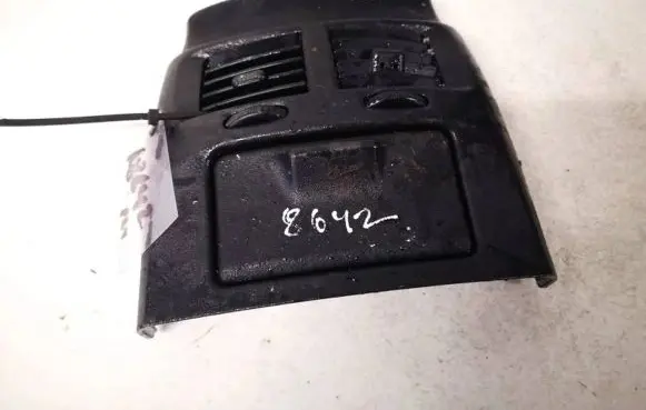 Lexus IS 220D-250-350 Dash center air vent grill 5886053010 58860-53010