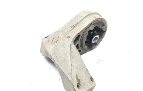 Opel Antara Engine mount bracket