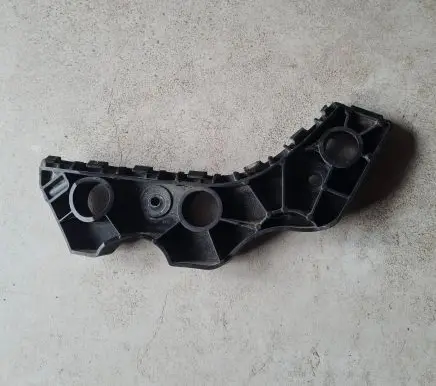 Volkswagen PASSAT CC Front bumper mounting bracket 3C8807184A