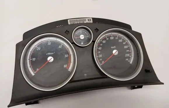 Opel Zafira B Speedometer (instrument cluster) 13216676 SW4405