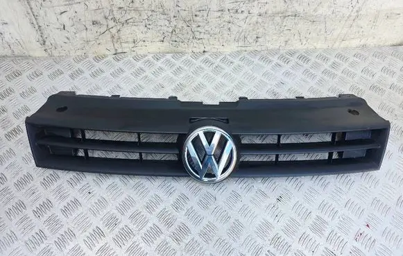 Volkswagen Polo V 6R Front bumper upper radiator grill 6R0853651G 6Q0853653B 6R0853600A