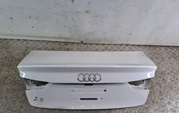 Audi A3 S3 8V Tailgate/trunk/boot lid 