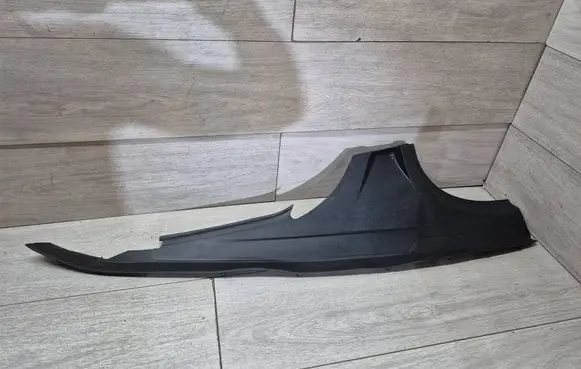 Porsche Taycan 9J1 Fender foam support/seal 9J1863042