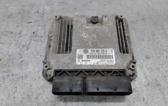 Skoda Octavia Mk2 (1Z) Engine control unit/module ECU