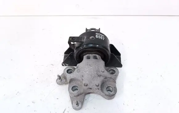 Buick Encore I Engine mount bracket 42476587