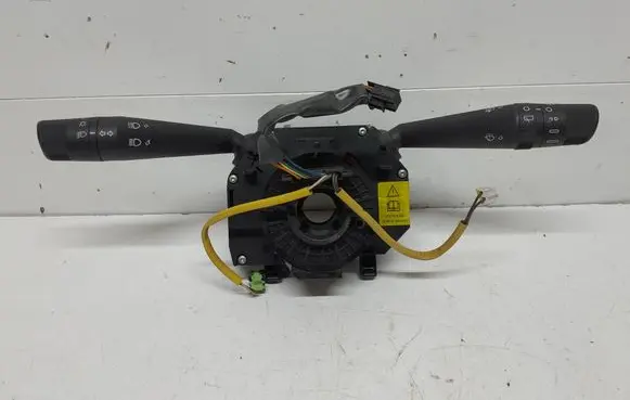 Wiper turn signal indicator stalk/switch