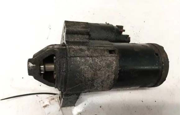 Peugeot 308 Starter motor 9664016980