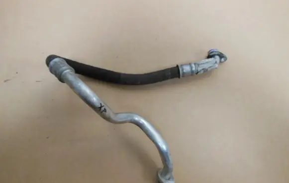 Jaguar F-Pace Air conditioning (A/C) pipe/hose GX7319N602DC