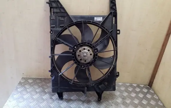 Renault Scenic I Radiator cooling fan shroud 7700433728 9020906