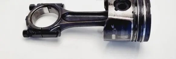 Citroen Xsara Picasso Piston with connecting rod