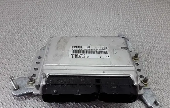 Alfa Romeo 156 Engine control unit/module 0281010335 46761015