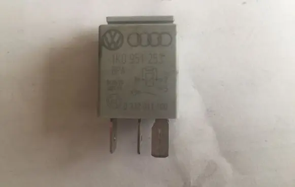 Skoda Octavia Mk2 (1Z) Other relay 1K0951253