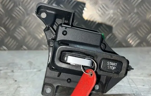 Volvo S80 Ignition lock 329002 VP6G9F11572BH 30797210