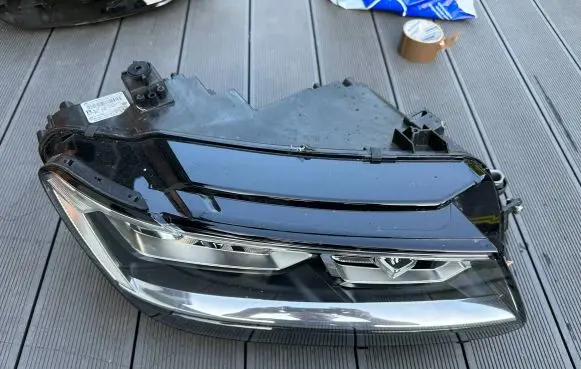 Volkswagen Tiguan Headlight/headlamp 5NB941036B 030110123200