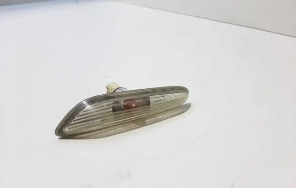 BMW 5 E60 E61 Front fender indicator light 71657423