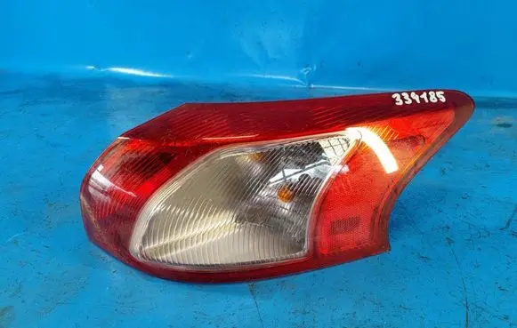 Mitsubishi Lancer VIII Boot/trunk interior light 8330A278