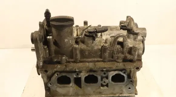 Skoda Fabia Mk3 (NJ) Engine head 04C103404B
