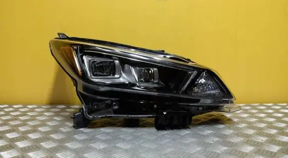 Nissan Leaf II (ZE1) Headlight/headlamp 260105SA5B 1830 A1S081-0001