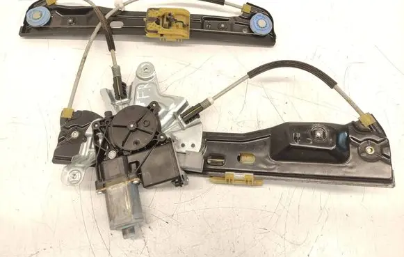 Opel Insignia A Front door window regulator with motor 20951582 966436104