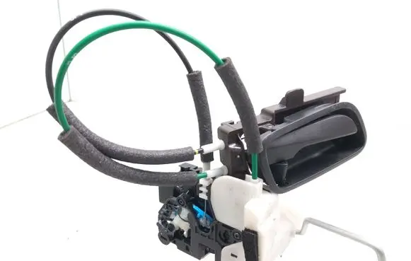 Hyundai i10 Rear door lock 81420B9020