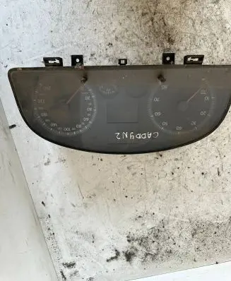 Volkswagen Caddy Speedometer (instrument cluster) 96019056