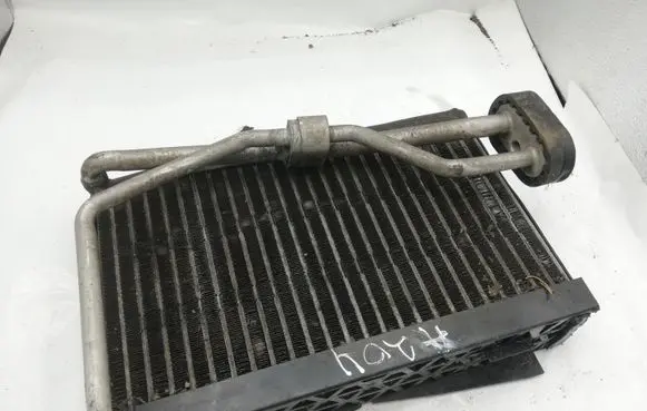 Volkswagen Phaeton Air conditioning (A/C) radiator (interior) NOCODE