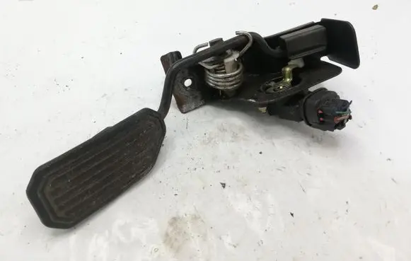Toyota Corolla Verso E121 Accelerator throttle pedal NOCODE