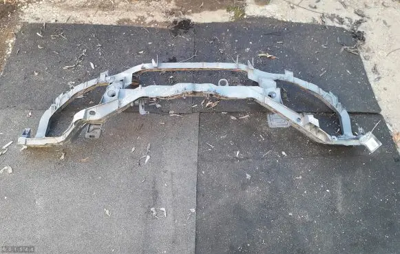 Ford C-MAX I Radiator support slam panel
