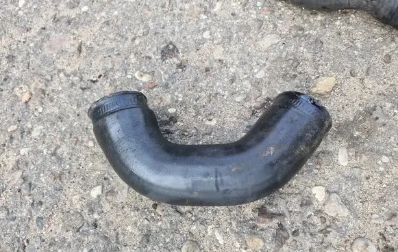 Audi A4 S4 B6 8E 8H Intercooler hose/pipe